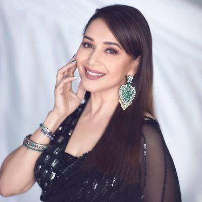 {Madhuri Dixit Biography in hindi, Madhuri Dixit Birth, Madhuri Dixit Boyfriend, Madhuri Dixit Husband,  Madhuri Dixit Wedding, Madhuri Dixit Family, Madhuri Dixit Education, Madhuri Dixit Religion, Madhuri Dixit Caste, Madhuri Dixit Age,  Madhuri Dixit Profession, Madhuri Dixit Income}