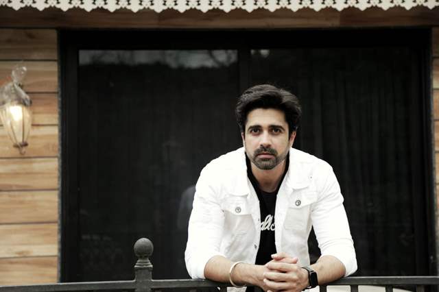 Avinash Sachdev Biography In Hindi Free 2023, अविनाश सचदेव की जीवनी हिंदी में फ्री 2023, अविनाश सचदेव, अविनाश सचदेव की जीवनी, अविनाश सचदेव का पूरा नाम, अविनाश सचदेव का उपनाम, अविनाश सचदेव के पिता का नाम, अविनाश सचदेव की माता का नाम, अविनाश सचदेव का व्यवसाय, अविनाश सचदेव और रूबीना दिलैक, अविनाश सचदेव और शामली दुबे, अविनाश सचदेव और पलक पुरसवानी, अविनाश सचदेव की जन्मतिथि, अविनाश सचदेव का जन्मस्थान, अविनाश सचदेव का करियर, अविनाश सचदेव का पहला शो, छोटी बहू में अविनाश सचदेव, देव के रूप में अविनाश सचदेव, इस प्यार को क्या नाम दू एक बार फिर में अविनाश सचदेव, अविनाश सचदेव श्लोक मल्होत्रा,